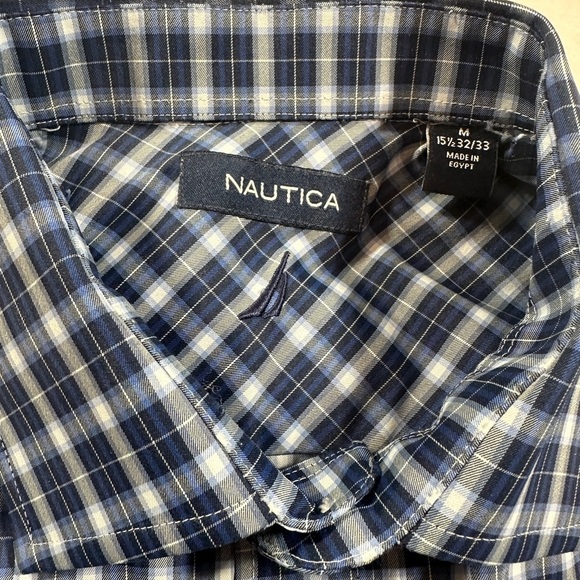 Men’s Nautica Blue And White Plaid Shirt Size M 15 1/2 32/33 - Picture 7 of 8